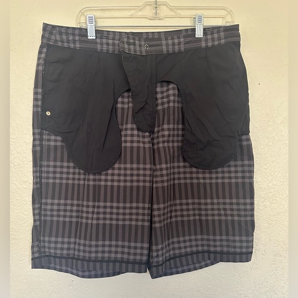 Lululemon Mens Size 36 Black Checked Plaid Golf Short Casual Athletic - Picture 11 of 12